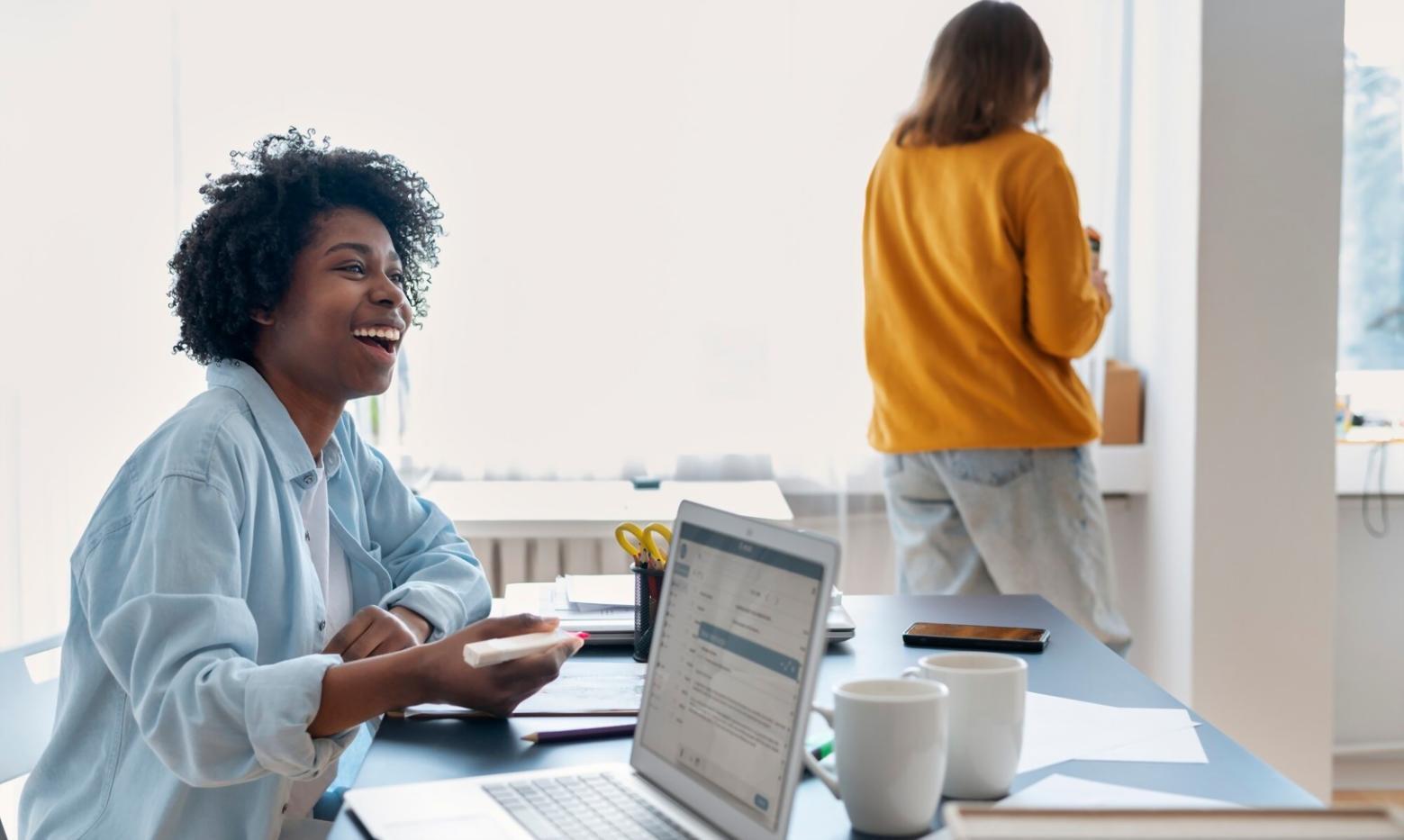 Écran d'ordinateur montrant un tableau de bord de transactions sécurisées